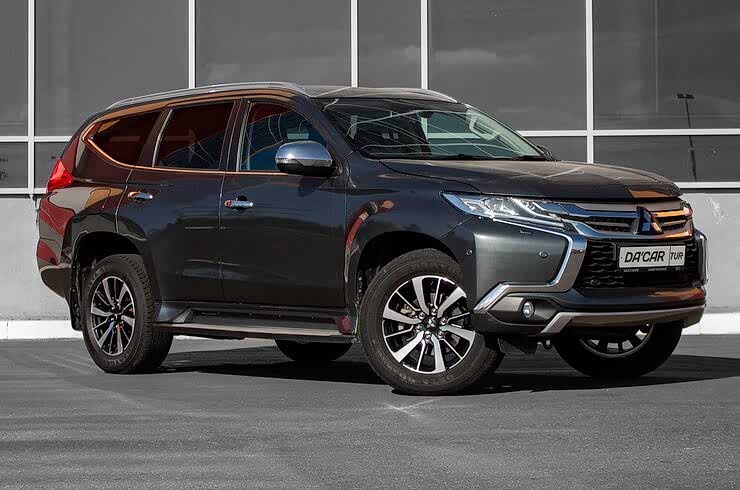 Аренда Mitsubishi Pajero Sport