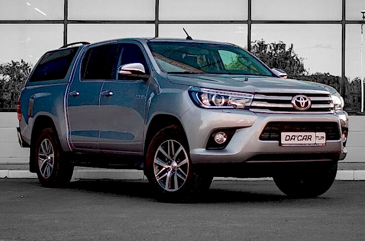Прокат Toyota Hilux