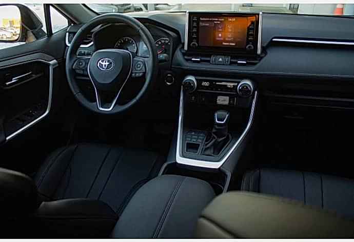 Toyota RAV4 NEW салон