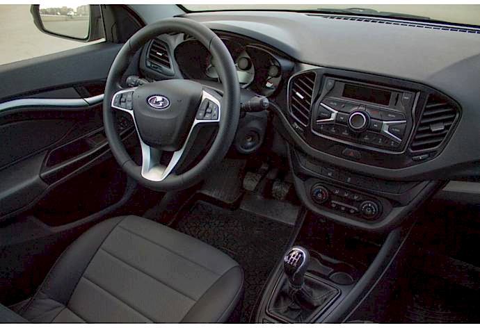 Lada Vesta Cross салон