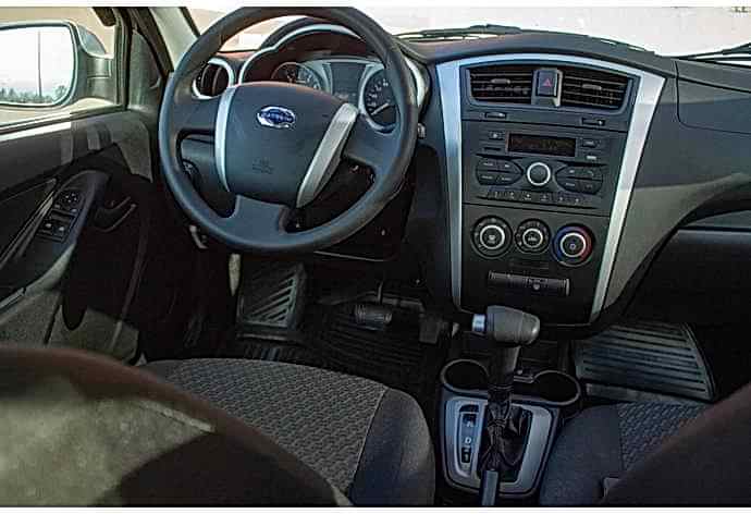 Datsun MI\ON - DO салон