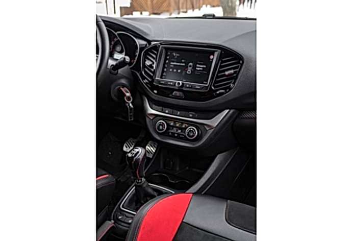 Lada Vesta Sport панель