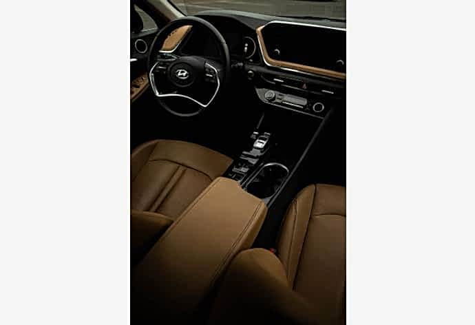 Салон Hyundai Sonata