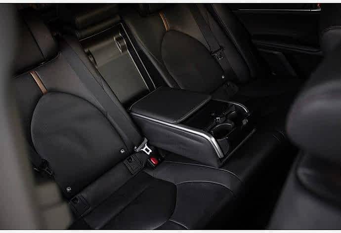 Toyota Camry Safety 3,5L салон