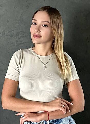 Яна Ковтун